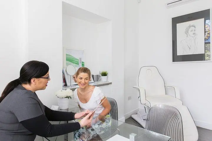 section beauty salon 7